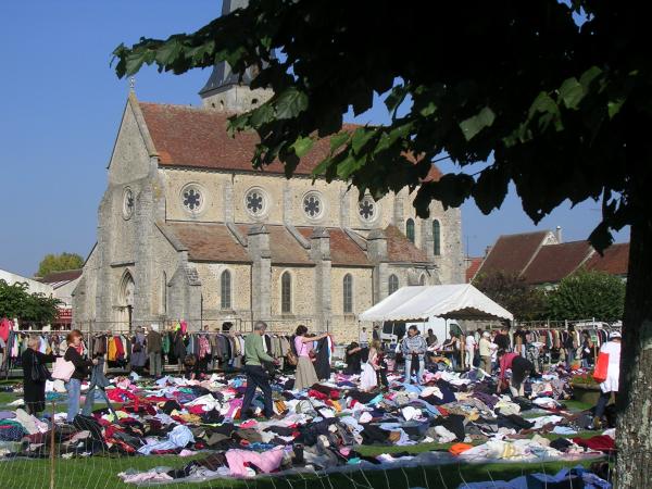 Sortir à VILLENEUVE LE COMTE(Seine et Marne). VILLENEUVE LE COMTE.