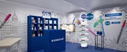 sortie à PARIS, Paris. STAEDTLER® INSTALLE LE POP-UP L’ATELIER DU PARVIS Sortir à PARIS(Paris). PARIS.
