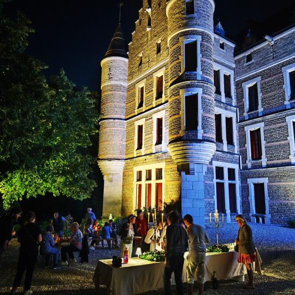 sortie à CHABONS, Isère. VISITE NOCTURNE GOURMANDE AUX FLAMBEAUX Sortir à CHABONS(Isère). CHABONS.