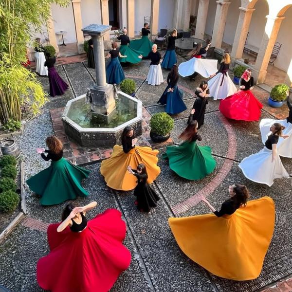 sortie à MOUSTIERS STE MARIE, Alpes de Hte Provence. RETRAITE DE DANSE SOUFIE Sortir à MOUSTIERS STE MARIE(Alpes de Hte Provence). MOUSTIERS STE MARIE.