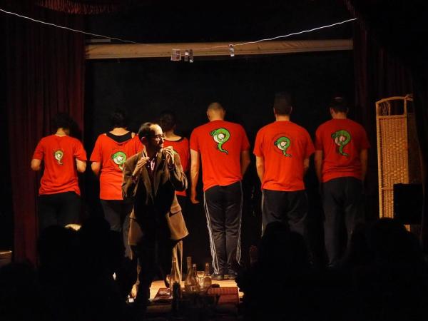 sortie à PARIS, Paris. LES NON SENS SAVENT OÙ ILS VONT ... IMPROVISER Sortir à PARIS(Paris). PARIS.