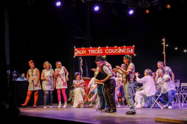 sortie à ST PAUL TROIS CHATEAUX, Drôme. LA PERICHOLE Sortir à ST PAUL TROIS CHATEAUX(Drôme). ST PAUL TROIS CHATEAUX.