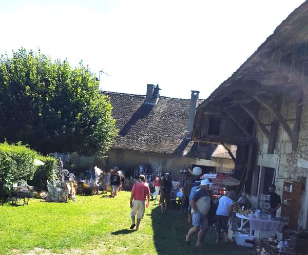 Sortir &agrave; IZIEU(Ain). IZIEU.